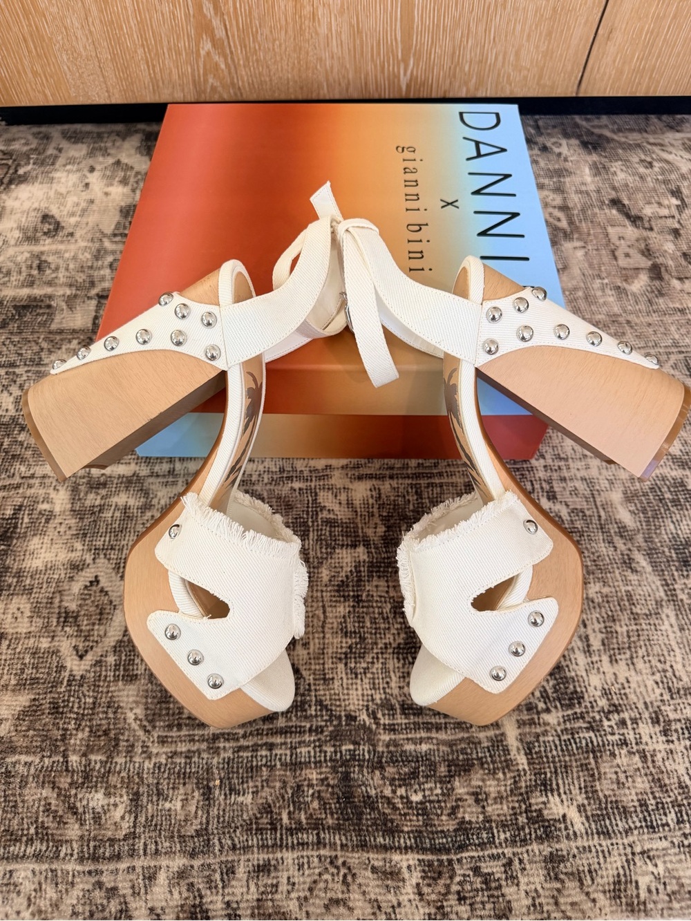 Gianni Bini x DANNIJO Daisy Denim Studded Platform Sandals, GENTLY WORN, SZ 10 - Picture 10 of 11